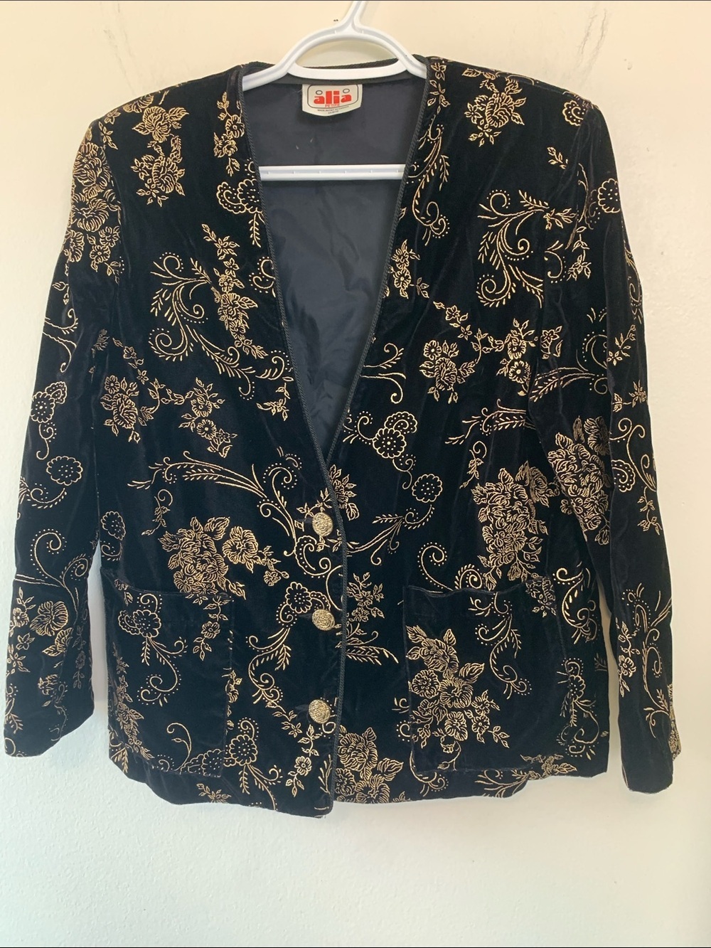 Alia Rare Vintage Black Velvet Feel Blazer w Gold Floral Motif, Pockets, Lined